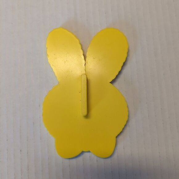Hallmark Easter Bunny Rabbit Cookie Cutter Face 1976 Hallmark Bow Tie - Picture 2 of 4